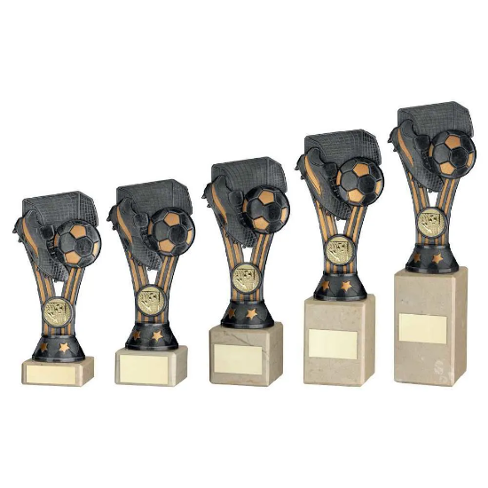 PEWTER/GOLD PLASTIC WEMBLEY FIGURE ON CREAM MARBLE TROPHY (1in CEN)