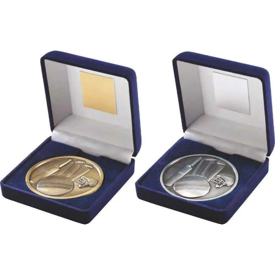 VELVET BOX AND 70mm MEDALLION CRICKET TROPHY ANTIQUE SILVER