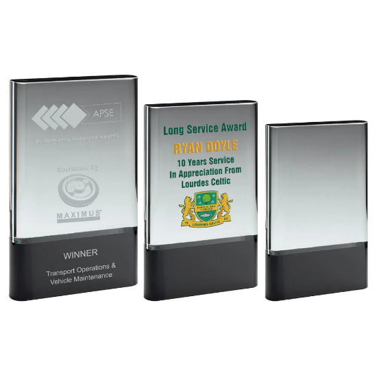 CLEAR GLASS PLAQUE ON BLACK BASE (30mm THICK)