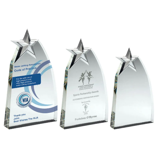 CLEAR GLASS WEDGE WITH DETAILED METAL STAR